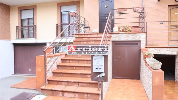 Meravigliosa villetta a schiera in zona Torricelli, Via La Spezia